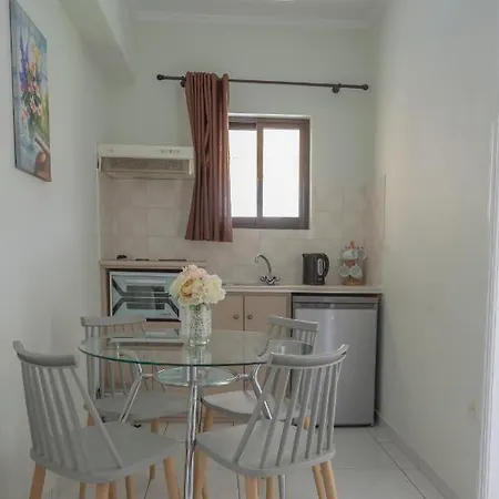 Aggelos & Deluxe Апарт-отель Нидри