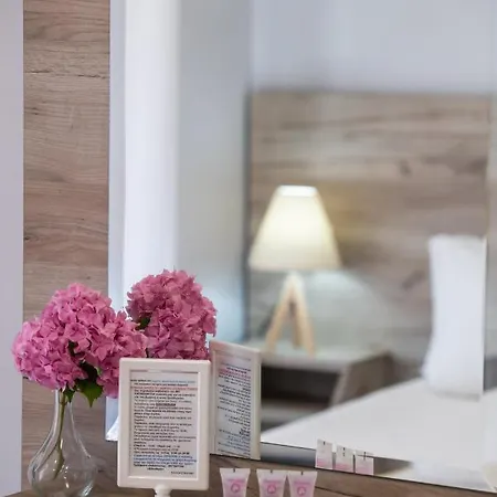 Aggelos Apartments&deluxe Apartahotel
