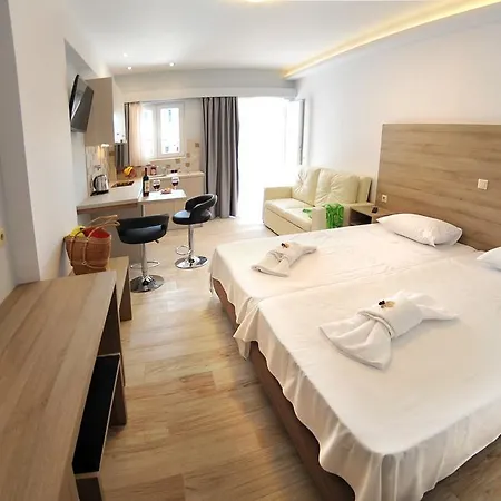 Aggelos & Deluxe 4* Нидри