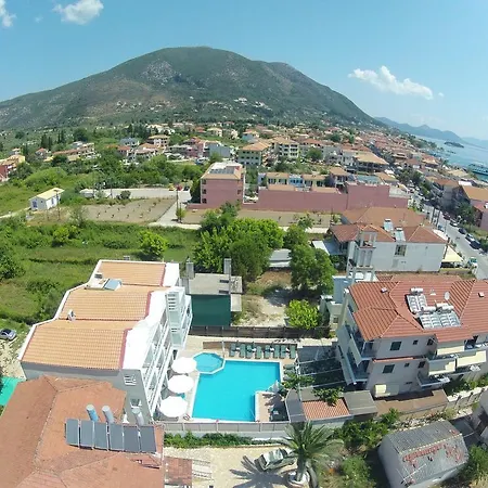 Aggelos & Deluxe Апарт-отель Нидри