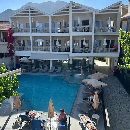Apartahotel Aggelos Apartments&deluxe