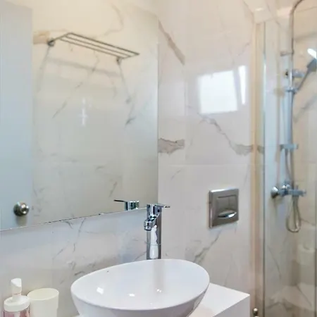 Aggelos & Deluxe Апарт-отель 4*