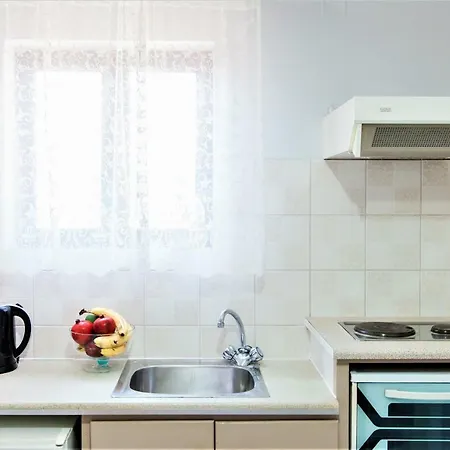 Aggelos & Deluxe Апарт-отель