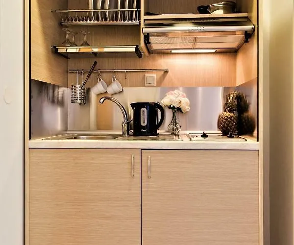 Aggelos & Deluxe Апарт-отель 4*