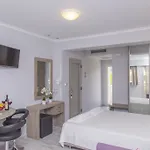 Lejlighedshotel Aggelos & Deluxe