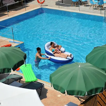 Aggelos & Deluxe Lejlighedshotel
