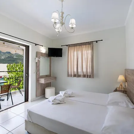 Appart hôtel Aggelos & Deluxe 2*
