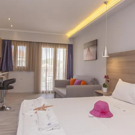 Aggelos & Deluxe 2* Nydri (Lefkada)