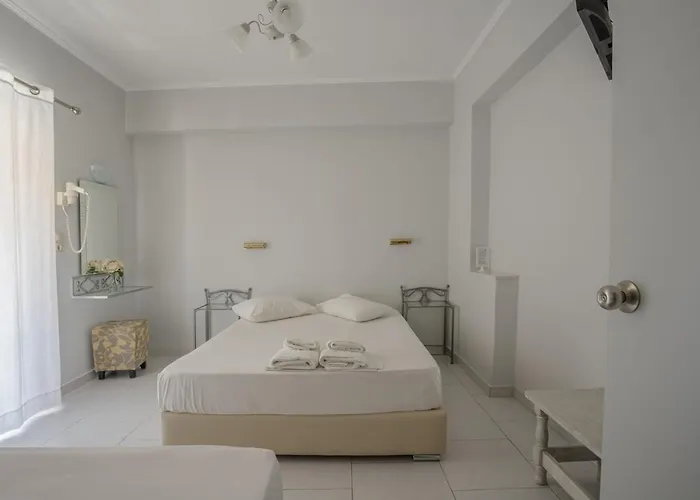 Aggelos & Deluxe Apart Otel 4*