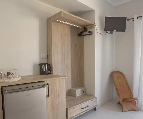 Aggelos & Deluxe Apart Otel Nydri (Lefkada)