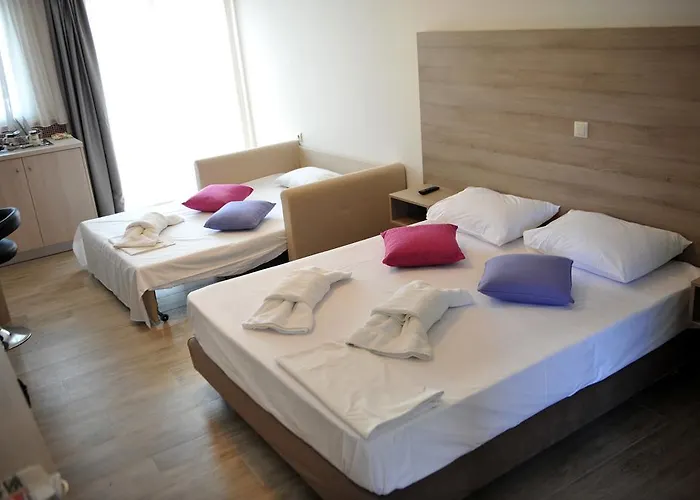 Aparthotel Aggelos & Deluxe