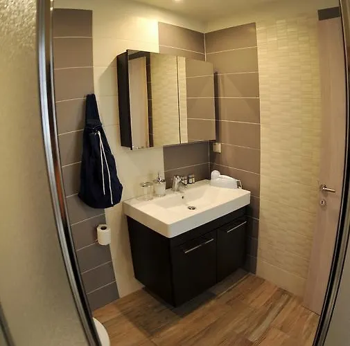 Aggelos & Deluxe Aparthotel 4*