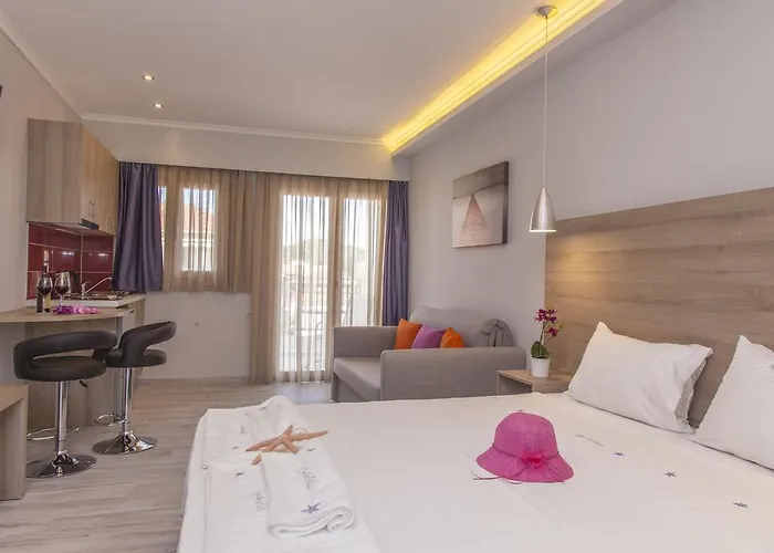 Aggelos & Deluxe 4* Nydri (Lefkada)