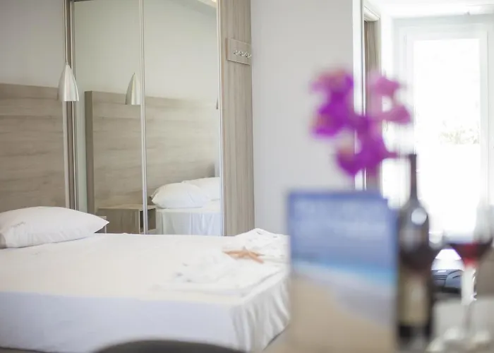 Aggelos & Deluxe Apart Otel Nydri (Lefkada)