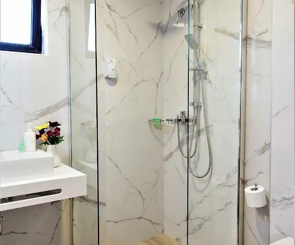 Aparthotel Aggelos & Deluxe 4*