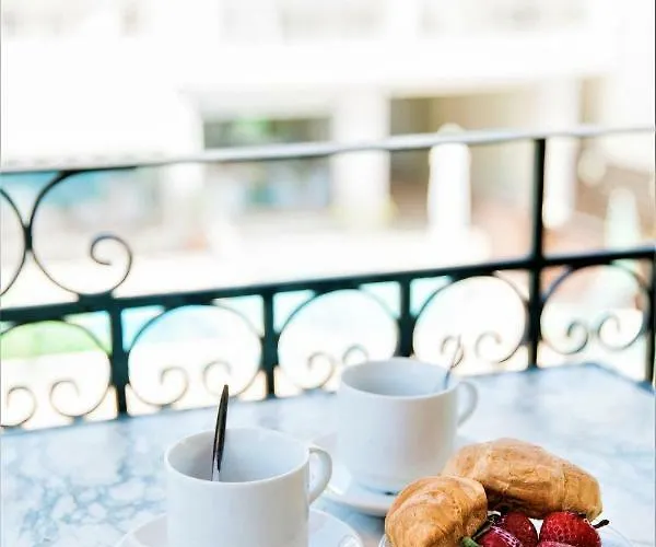 Aggelos & Deluxe 4* Nydri (Lefkada)